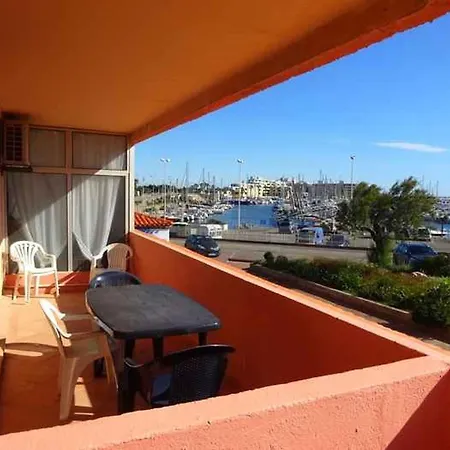 Climatise Avec Terrasse Et Parking A 100m De La - Fr-1-782-45 *