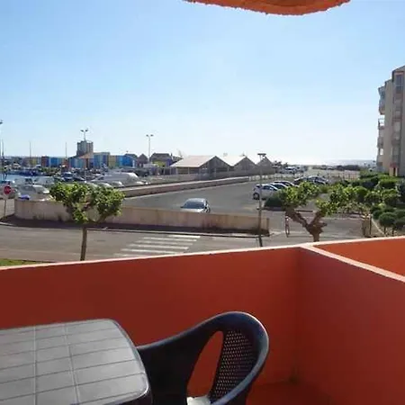 Climatise Avec Terrasse Et Parking A 100m De La - Fr-1-782-45 Lejlighed *